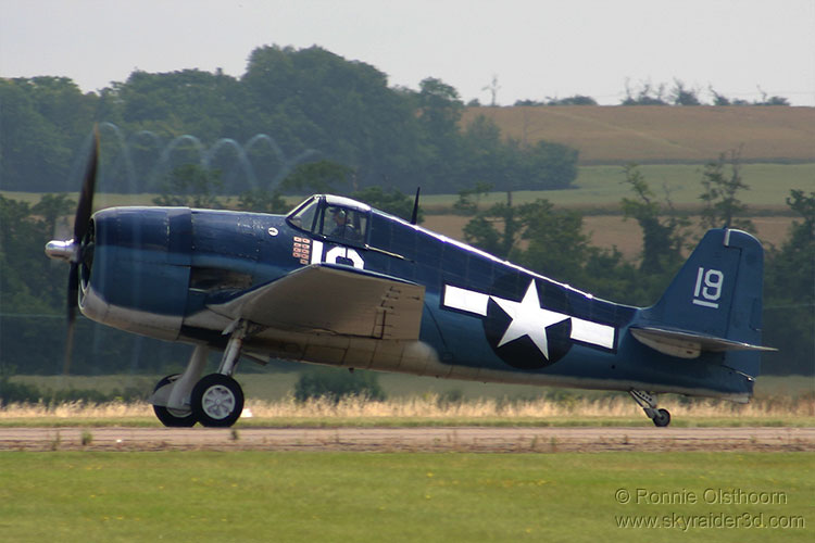 http://digitalaviationart.com/skyraider3d/photos/aircraft/fl2005_05.jpg