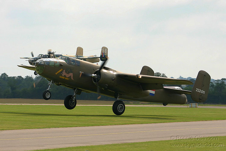 http://digitalaviationart.com/skyraider3d/photos/aircraft/fl2005_07.jpg