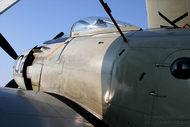 http://digitalaviationart.com/skyraider3d/photos/aircraft/fl2005_23.jpg