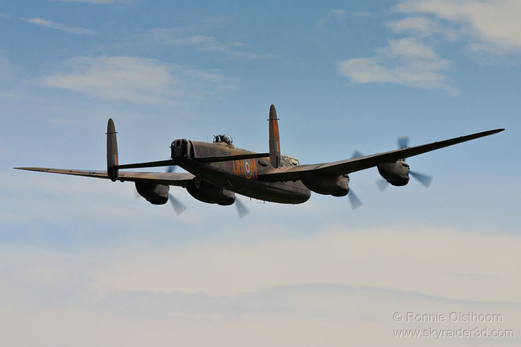 http://digitalaviationart.com/skyraider3d/photos/aircraft/ow060604_23.jpg