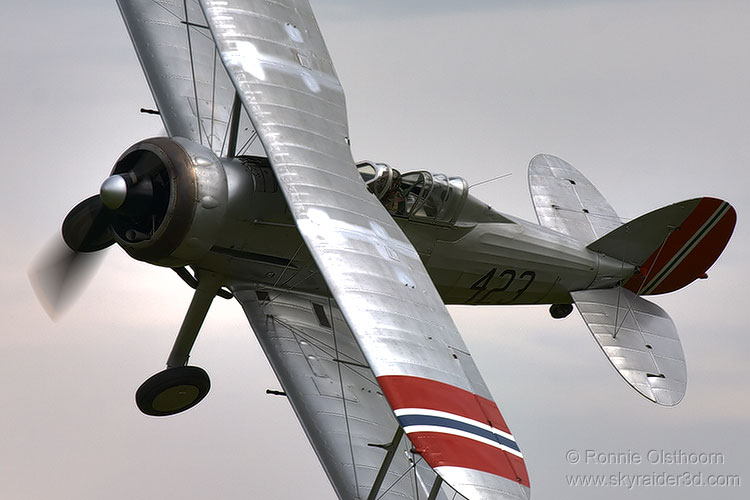 http://digitalaviationart.com/skyraider3d/photos/aircraft/ow060604_30.jpg